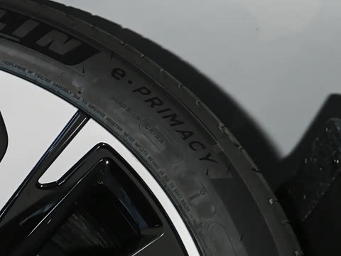 2025�� 100kWh Touring