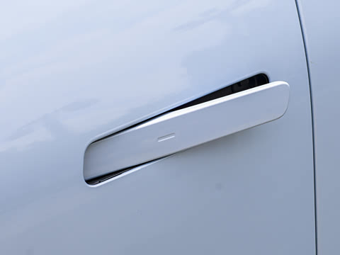 2027�� 1.5L ������