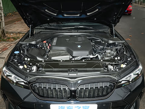 2026�� 330Li M�˶���ҹ��װ