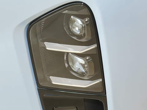 2025�� 100kWh Touring