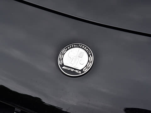 2026�� �Ŀ� AMG CLE 53 4MATIC+ ���ܳ�