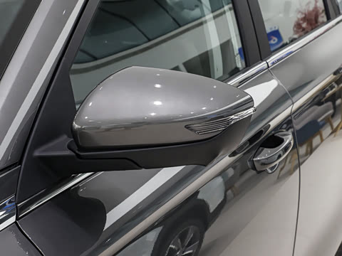 2027�� ���� 1.5L CVT������