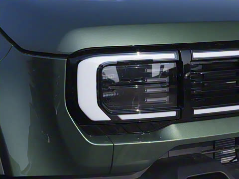 2025�� Ԫ�����а�