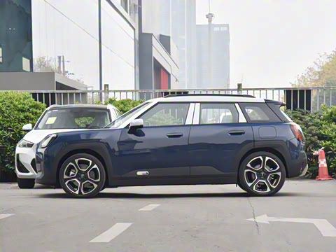 2025�� SE ������