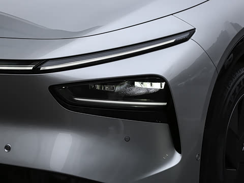 2026�� ���� 602 Max �콢��