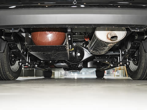 2026�� 2.0L �ֶ����ᾫӢ�� 7�� CNG