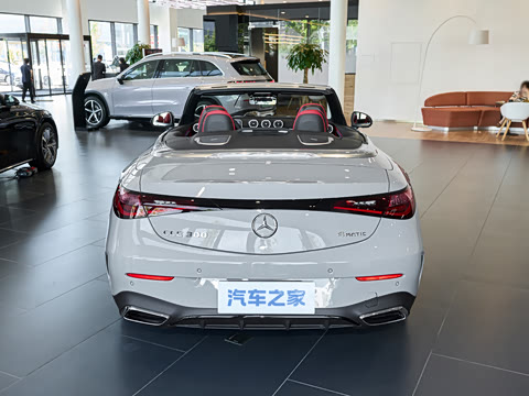 2026�� �Ŀ� CLE 300 4MATIC ������ܳ�