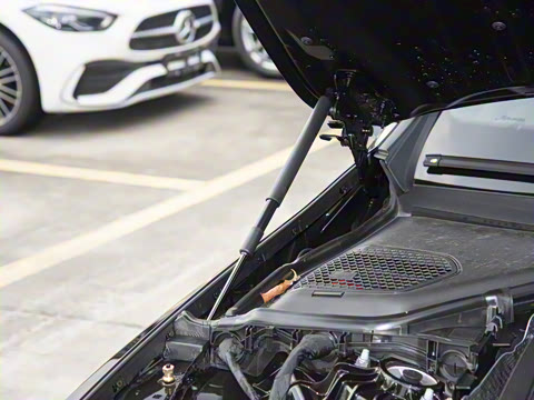 2025�� �Ŀ� E 260 L