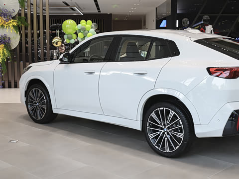 2026�� xDrive25i M�˶���ҹ��װ