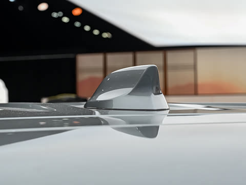 2027�� 2.0T ���������