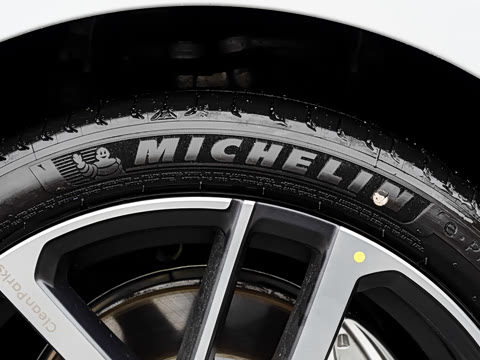 2026�� ��Ȼ�澳�� 100kWh Touring