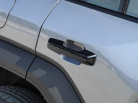 2026�� 210KM ����Max��