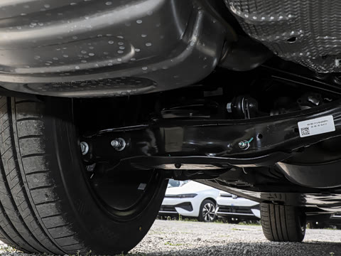 2026�� L 300TSI DSG ������