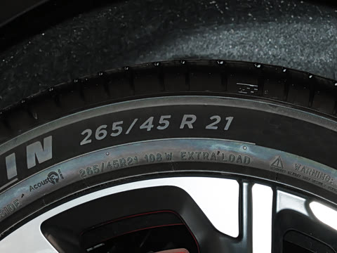 2025�� 100kWh