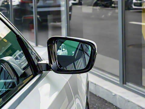 2026�� eDrive 35 L