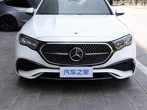 2026�� �Ŀ� E 300 L �����˶���