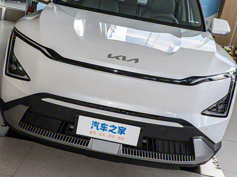 2025�� 720 Light