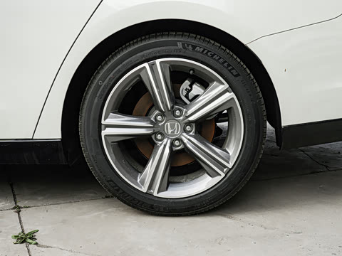 2025�� 2.0L e:PHEV ����