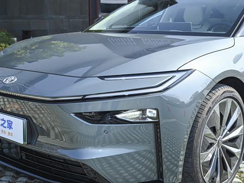 2026�� 710 Ultra�����״��