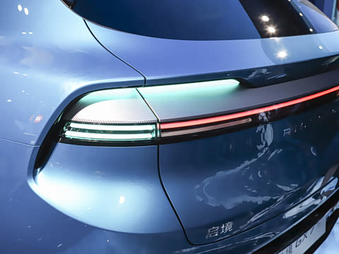 2027�� ������