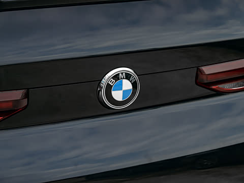 2026�� xDrive40i ������ M�˶���װ