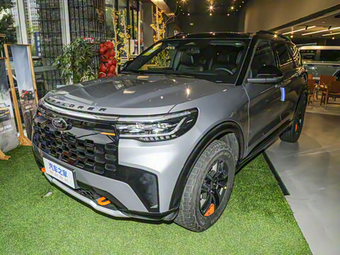 2025�� 2.3T EcoBoost ���ش�Խ�� 5��