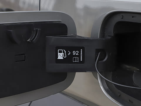 2026�� 211km XWD ����