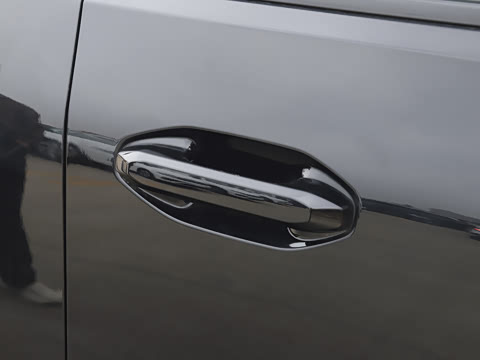 2026�� 211km XWD ����