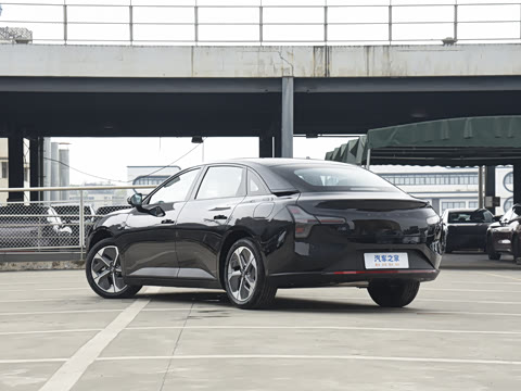 2025�� 515 ������ Plus