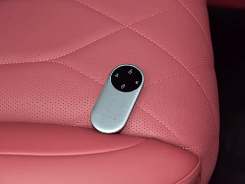 2025�� ���� Max+ ������������ 