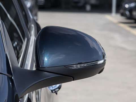 2026�� C 260 L �˶��ر��