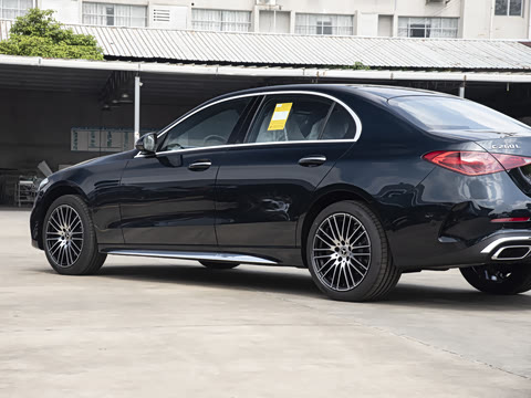 2026�� C 260 L �˶��ر��