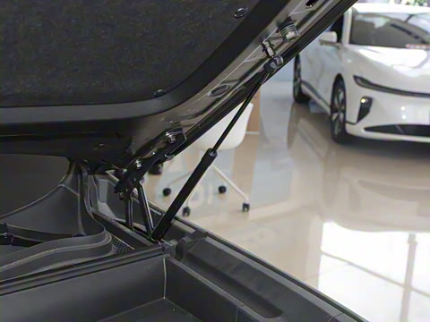 2025�� 215�����