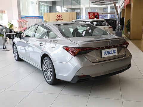 2026�� ˫�� 2.5L XLE����