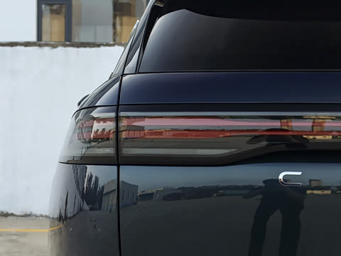 2027�� 2.0T �Զ�����������