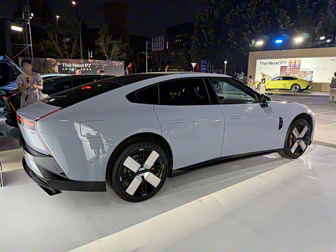 2025�� 750 ���������� Ultra