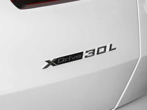 2025�� xDrive30L ������ M�˶���ҹ��װ