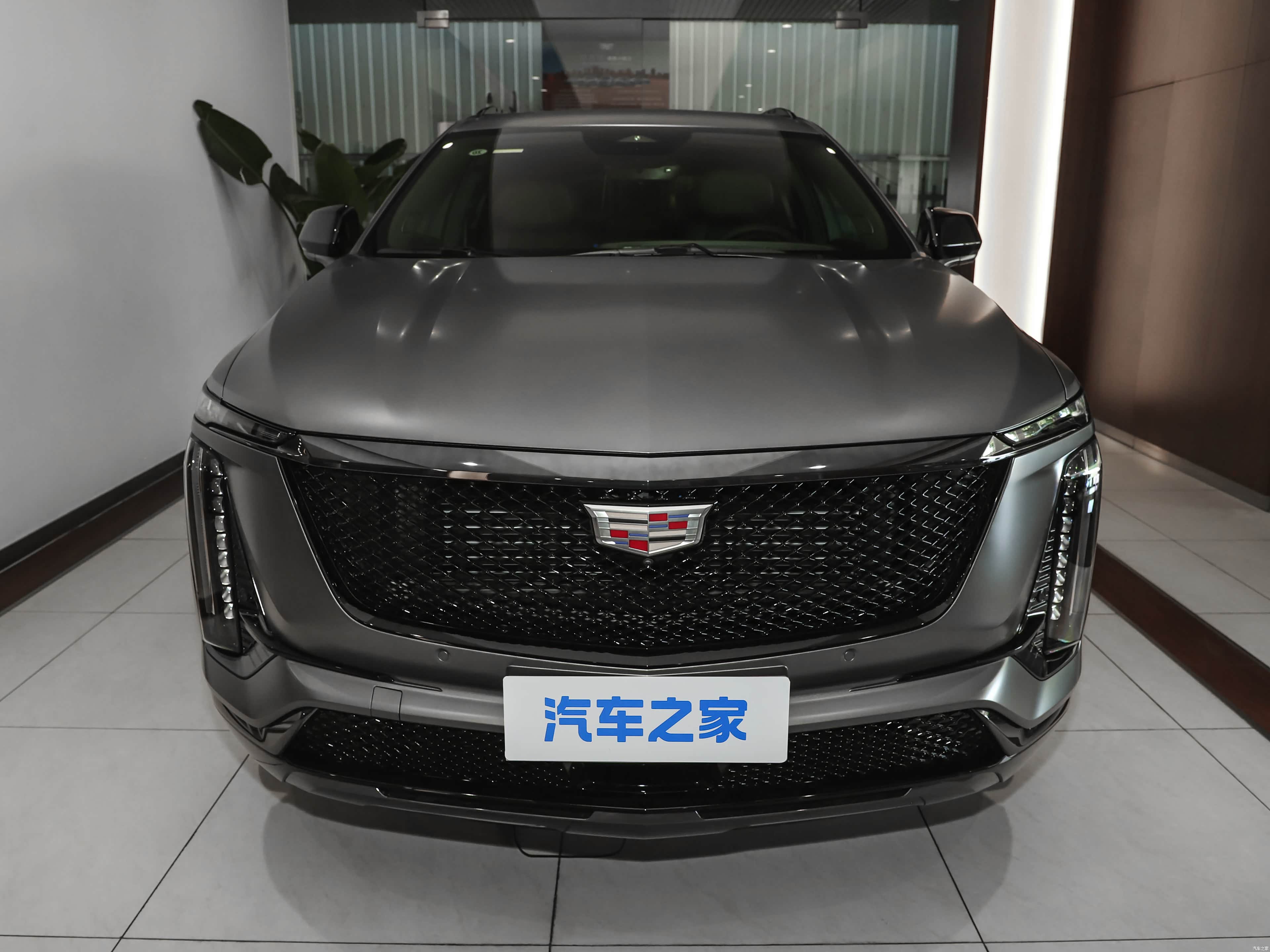 Cadillac XT5, миниатюра 2