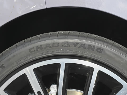 2027�� 590������