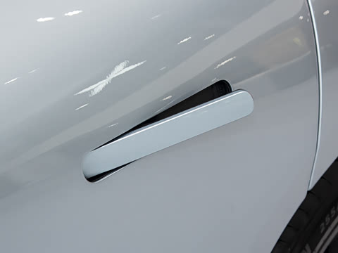 2026�� ���� 725 Max �콢��