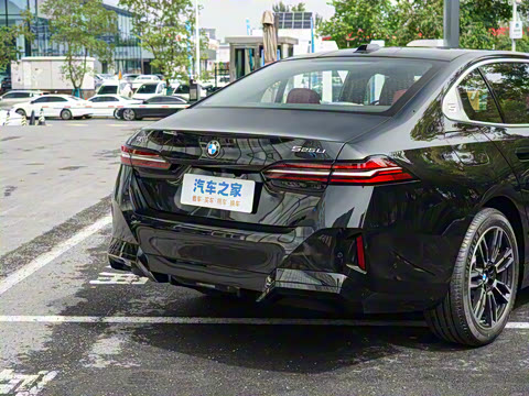 2026�� 525Li M�˶���װ