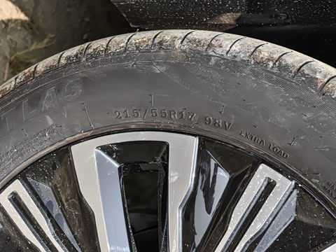 2025�� 1.5T CVT ��Ӣ��