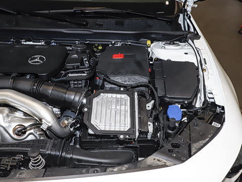 2025�� �Ŀ� CLA 220