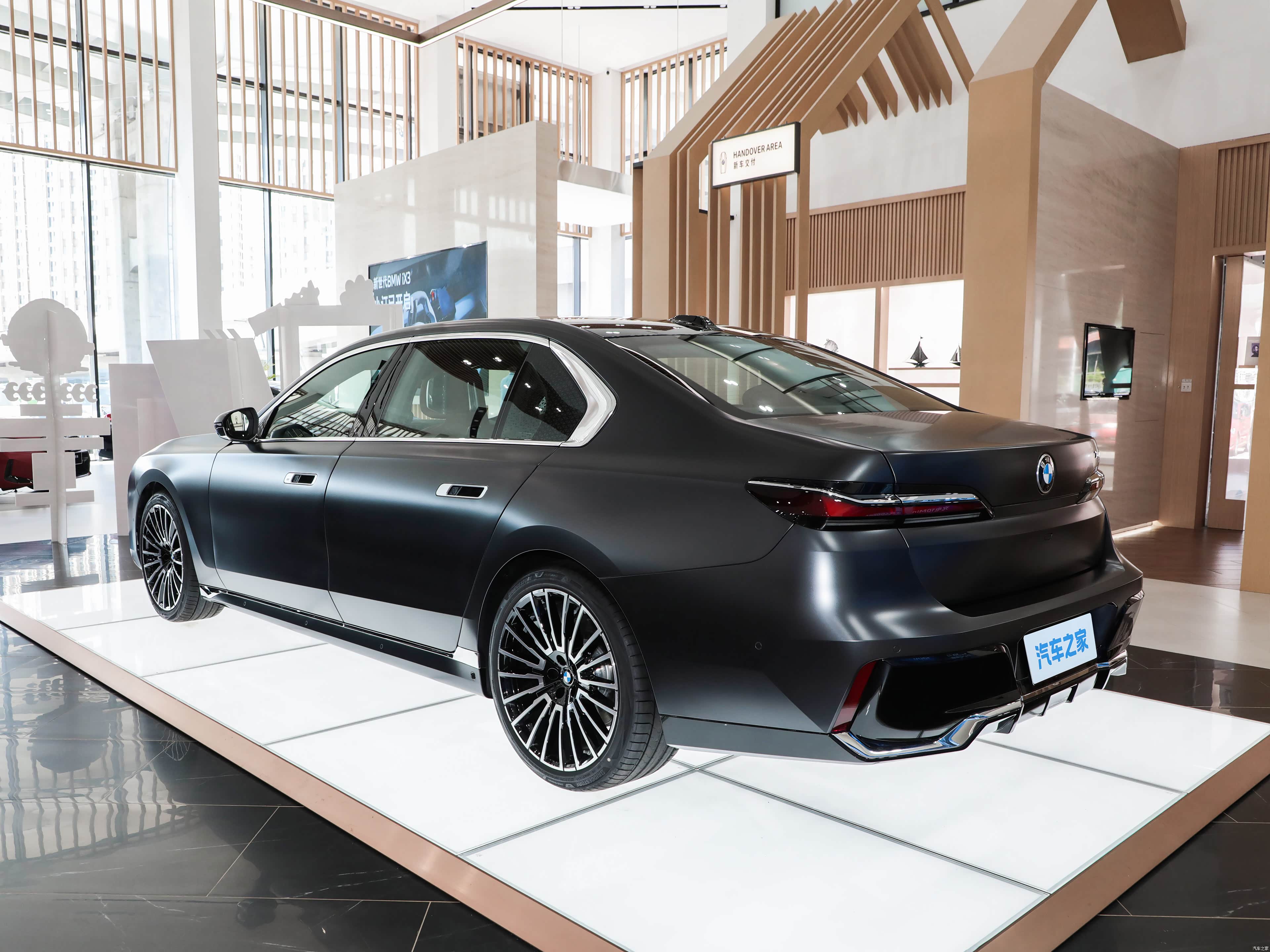 BMW 7 Series, миниатюра 4