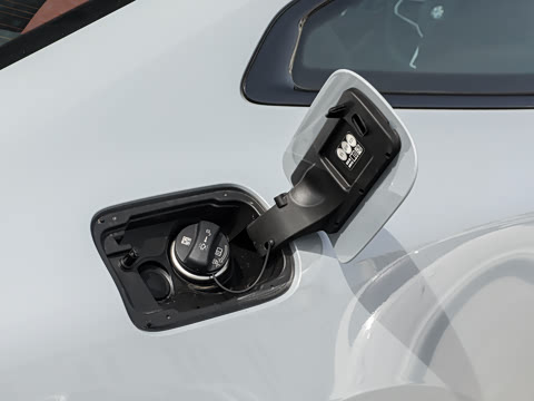 2026�� 430i M�˶���ҹ��װ