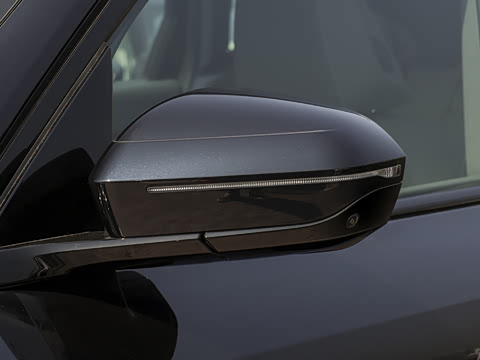 2026�� xDrive30L ������ M�˶���ҹ��װ