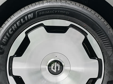 2026�� ���� 700�콢��