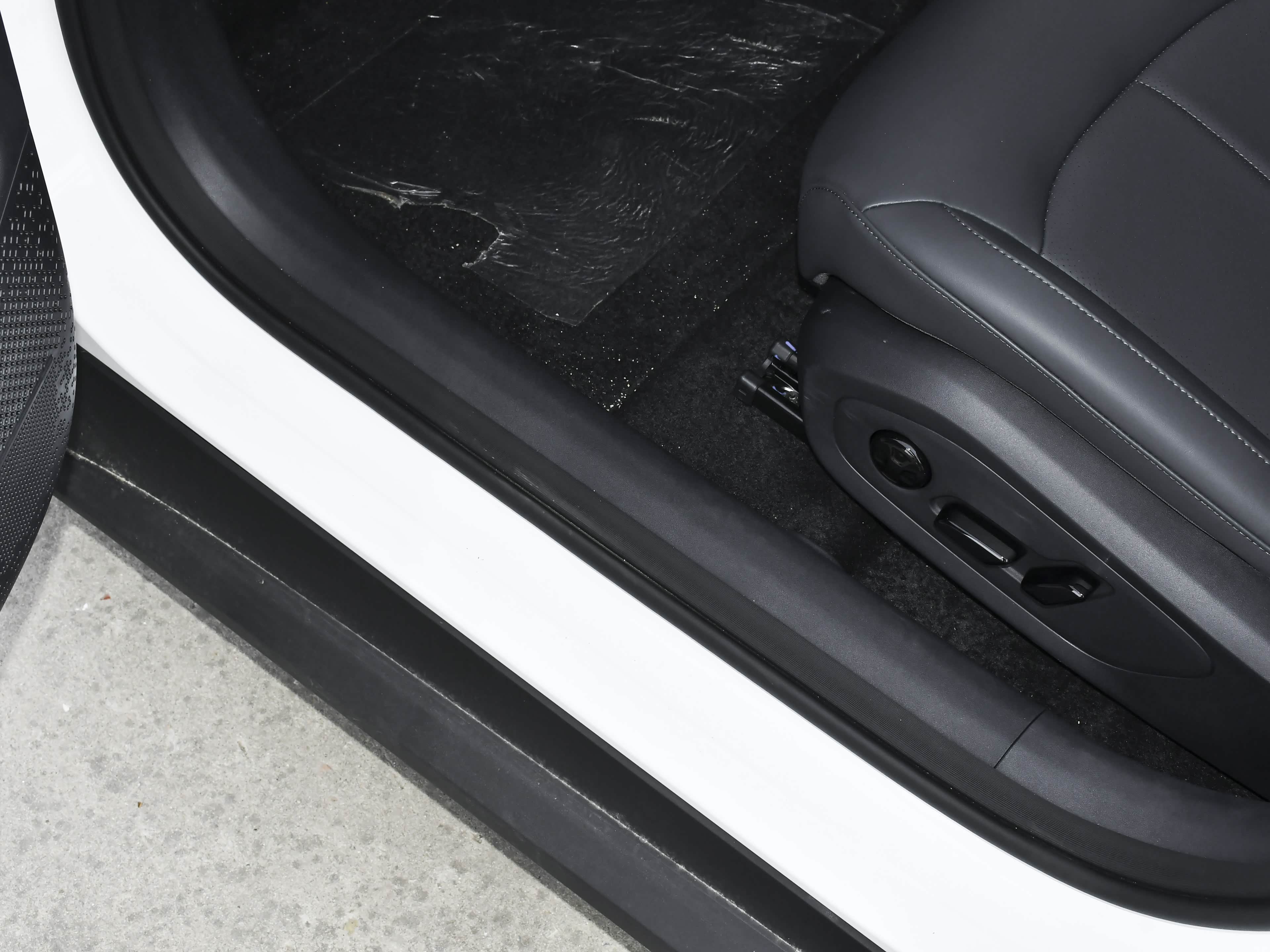 BAIC EU8, миниатюра 26