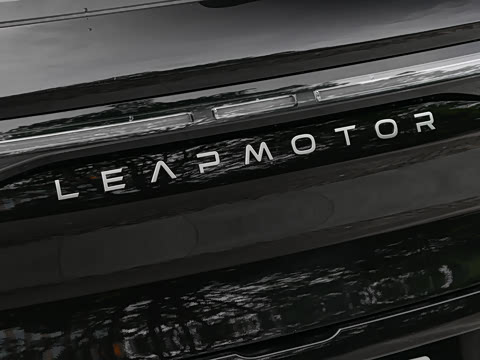 2027�� 610������