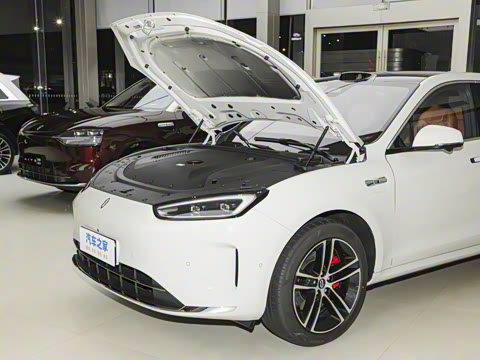 2025�� ����   Ultra ������